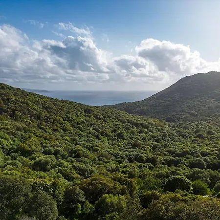 Maison Vue Et Maquis بيت للعطل